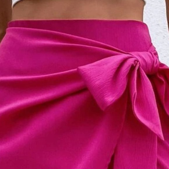 Hot Pink Knot Detail Mini Skirt - Picture 7 of 7
